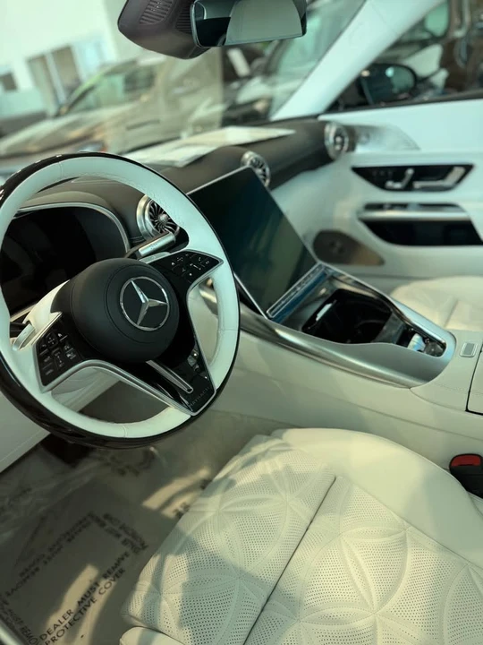 2027 Mercedes-Benz SL-Class - Image 9 of 11