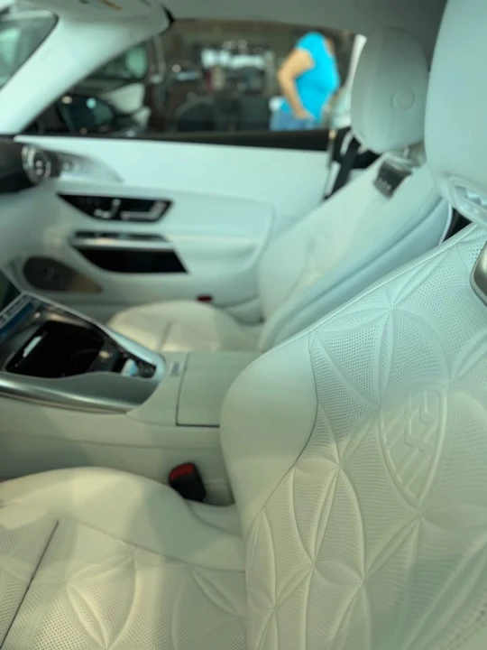 2027 Mercedes-Benz SL-Class - Image 10 of 11