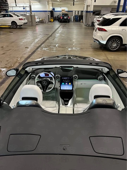 2027 Mercedes-Benz SL-Class - Image 18 of 19