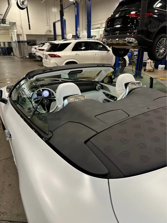 2027 Mercedes-Benz SL-Class - Image 17 of 19
