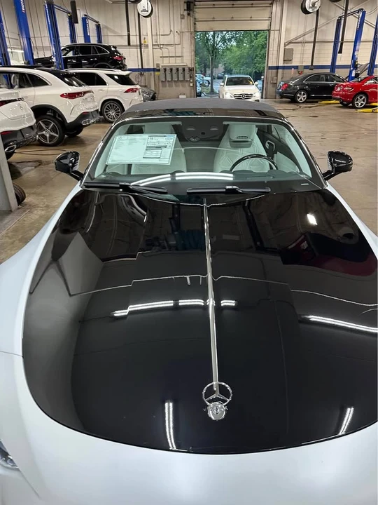 2027 Mercedes-Benz SL-Class - Image 2 of 19