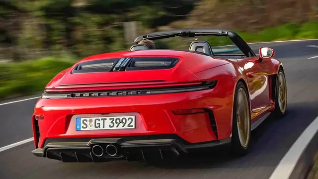 2027 Porsche 911 GT3 w/Touring Pkg Coupe 2D