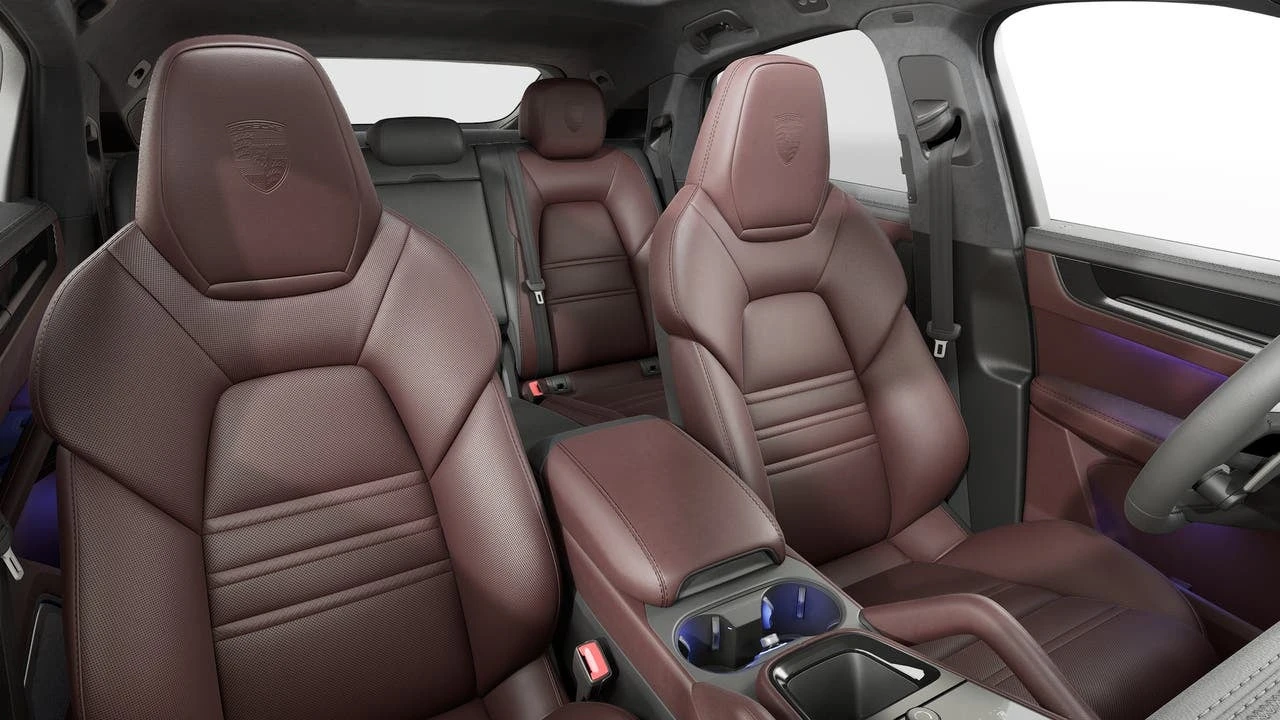 2027 Porsche 9Y0/9Y3 Cayenne GTS - Image 12 of 14