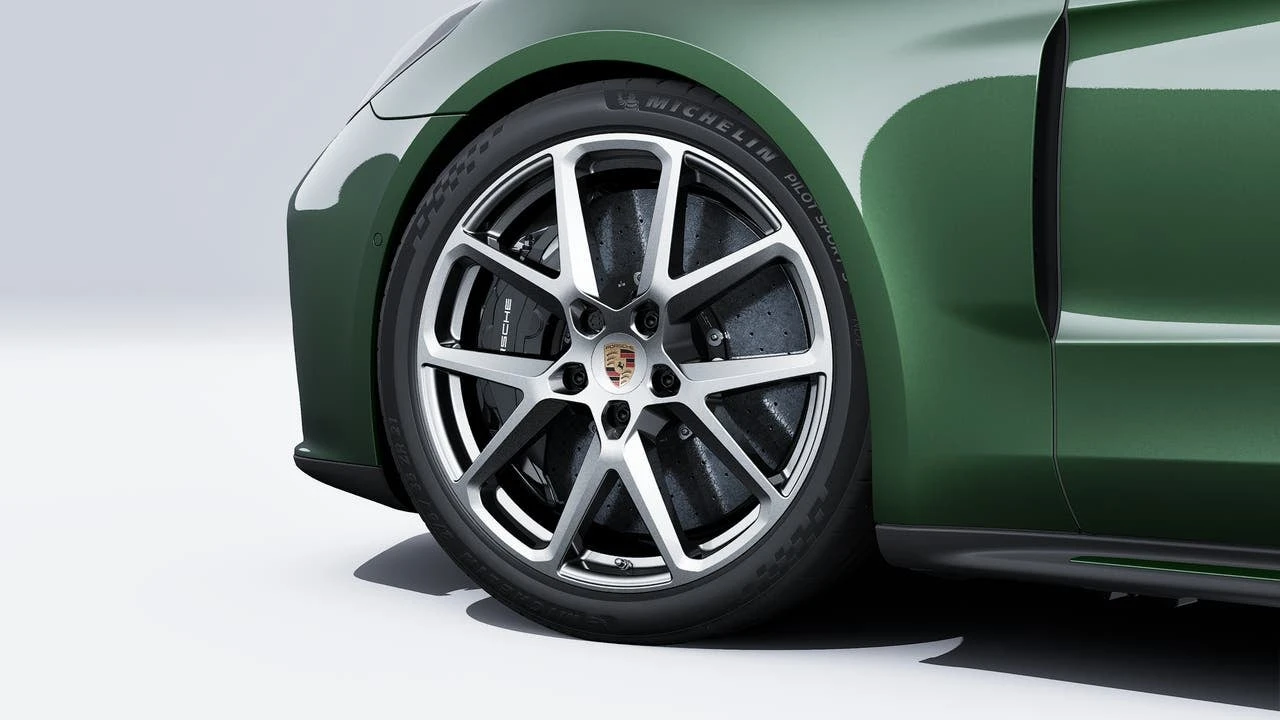 2027 Porsche 976 Panamera - Image 10 of 14