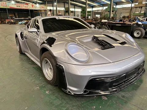 2027 Porsche GT3 Mini