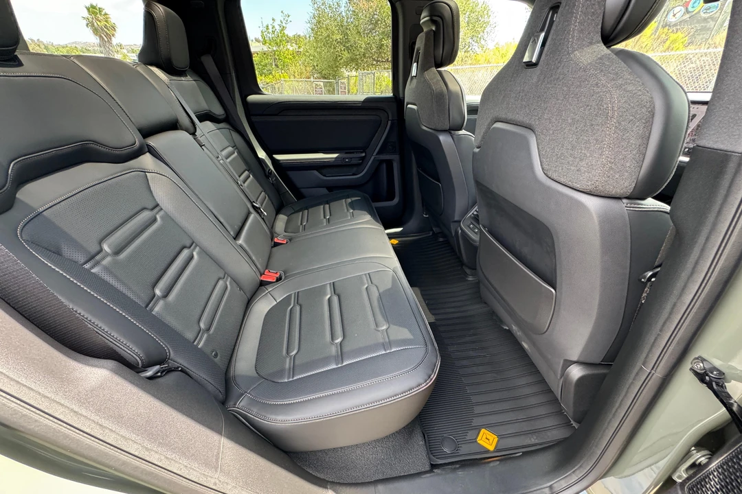 2027 Rivian - Image 28 of 31