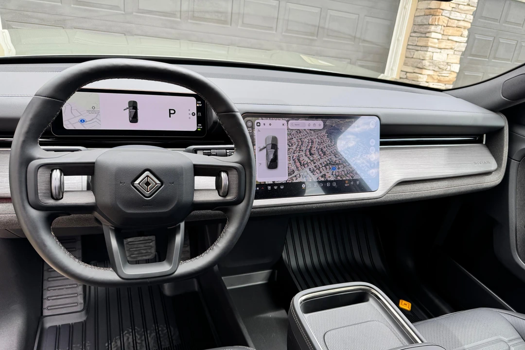 2027 Rivian - Image 26 of 31