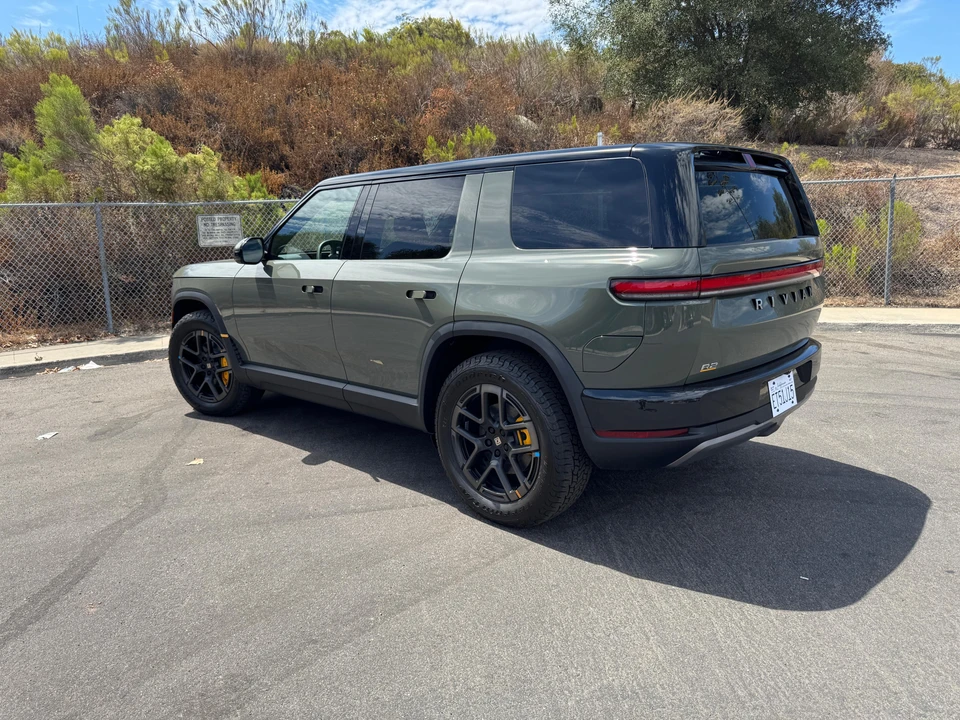 2027 Rivian - Image 8 of 31