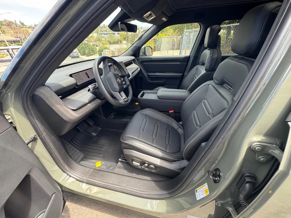 2027 Rivian - Image 31 of 31