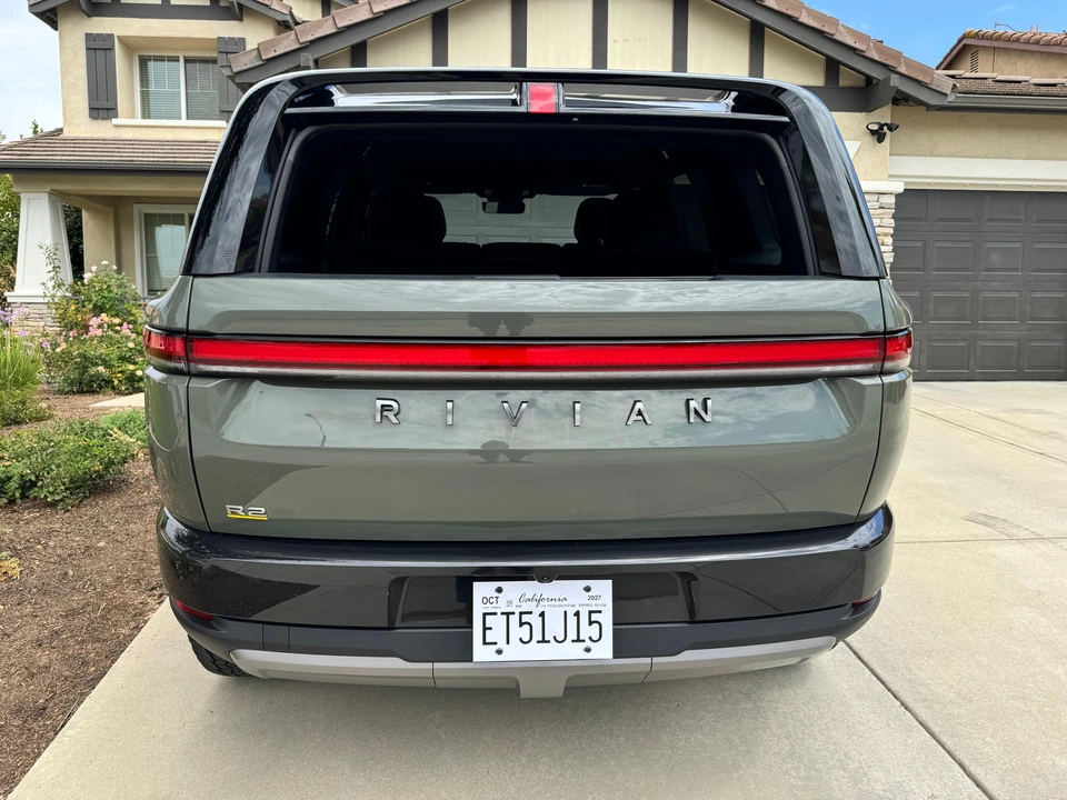 2027 Rivian - Image 19 of 31