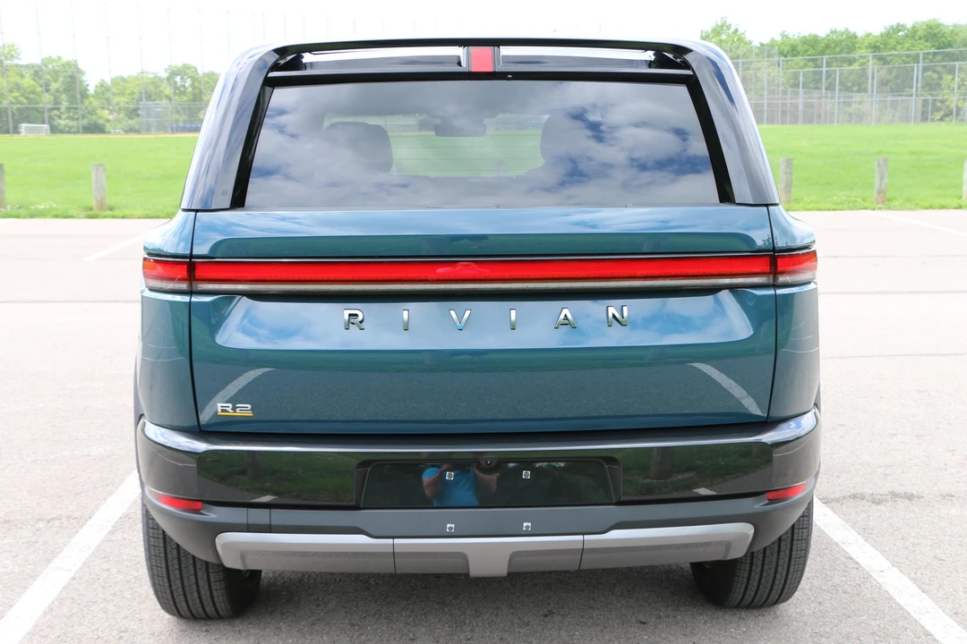 2027 Rivian - Image 5 of 31