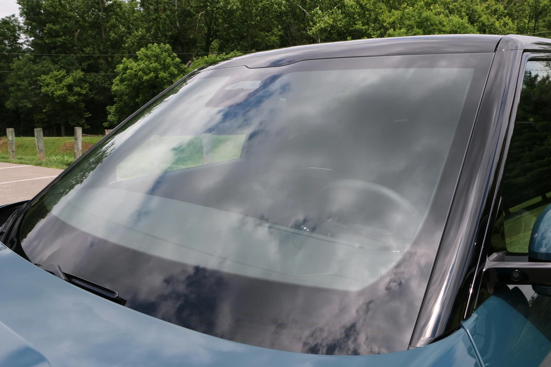2027 Rivian - Image 27 of 31