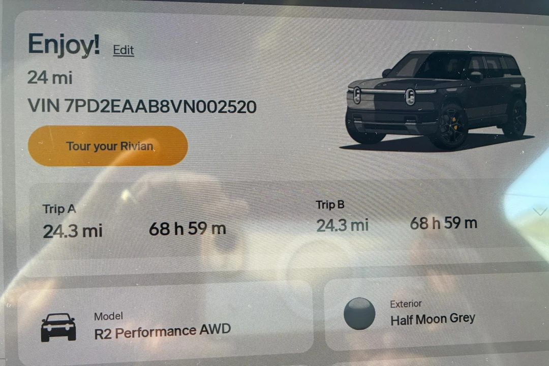 2027 Rivian - Image 23 of 31