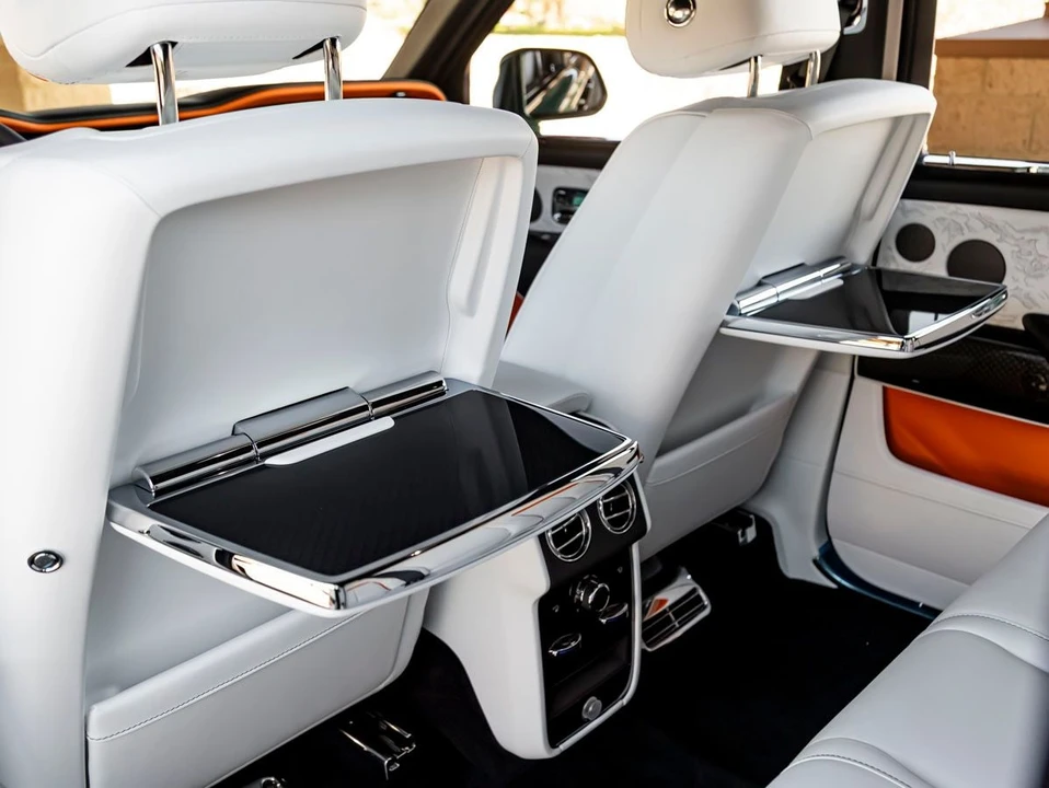 2027 Rolls-Royce Cullinan Black Badge - Image 18 of 31