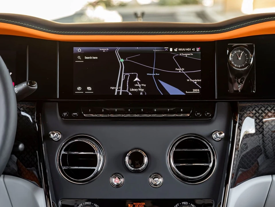 2027 Rolls-Royce Cullinan Black Badge - Image 21 of 31