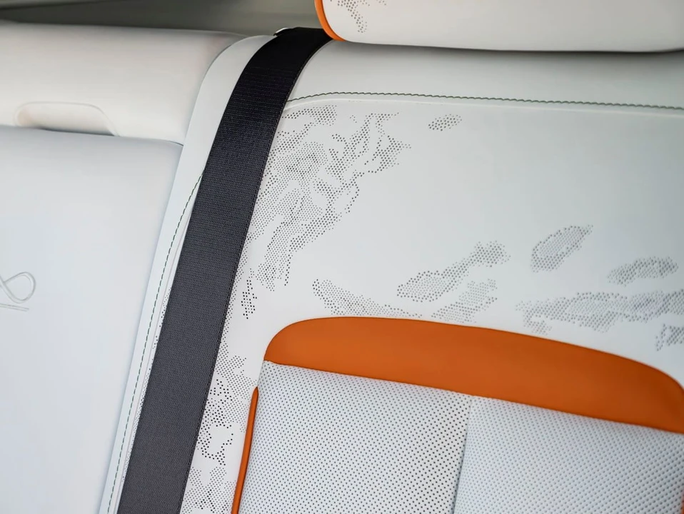 2027 Rolls-Royce Cullinan Black Badge - Image 22 of 31