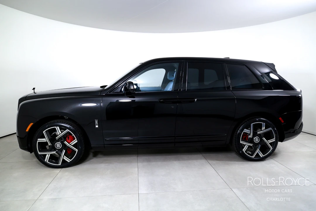 2027 Rolls-Royce Cullinan - Image 4 of 31