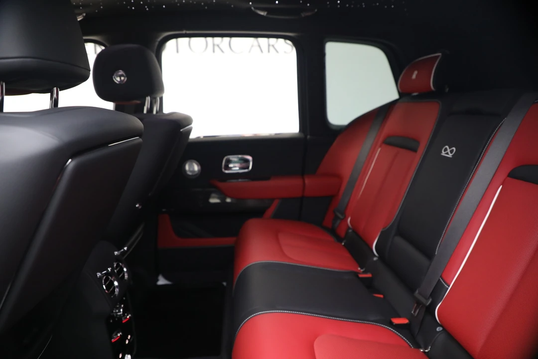 2027 Rolls-Royce Cullinan Black Badge - Image 28 of 31