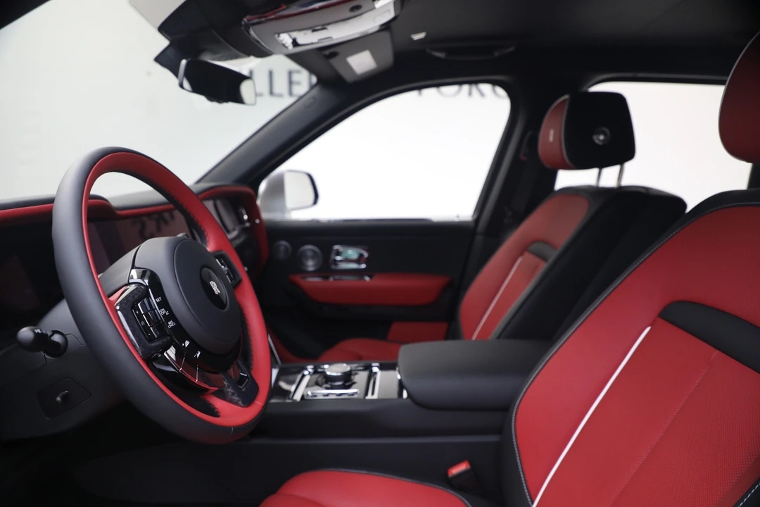 2027 Rolls-Royce Cullinan Black Badge - Image 17 of 31
