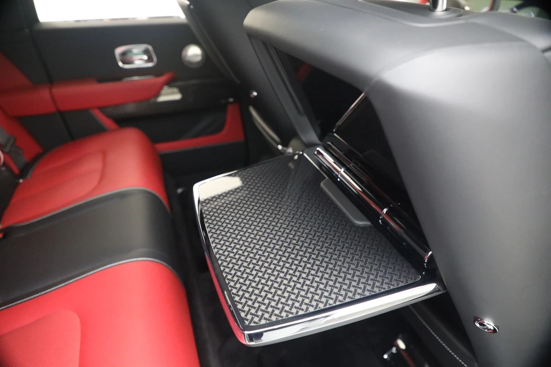 2027 Rolls-Royce Cullinan Black Badge - Image 25 of 31