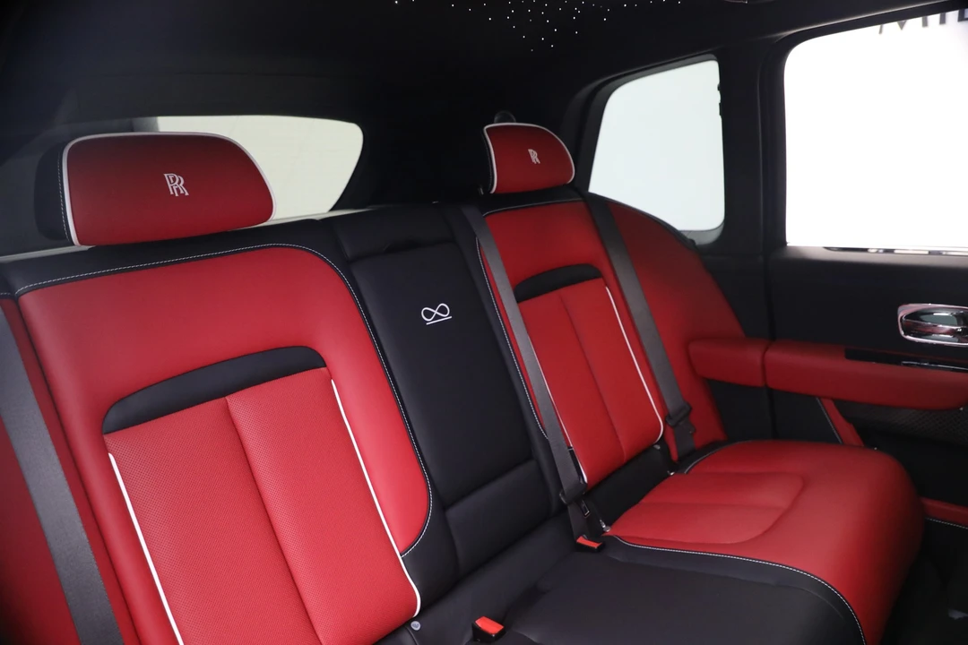2027 Rolls-Royce Cullinan Black Badge - Image 22 of 31