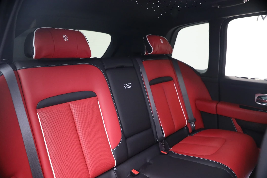 2027 Rolls-Royce Cullinan Black Badge - Image 23 of 31