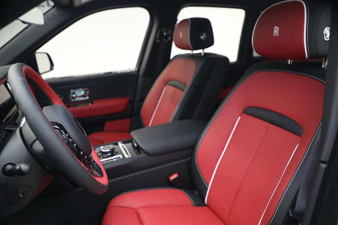2027 Rolls-Royce Cullinan Black Badge - Image 16 of 31