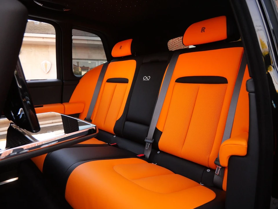 2027 Rolls-Royce Cullinan Black Badge - Image 8 of 31