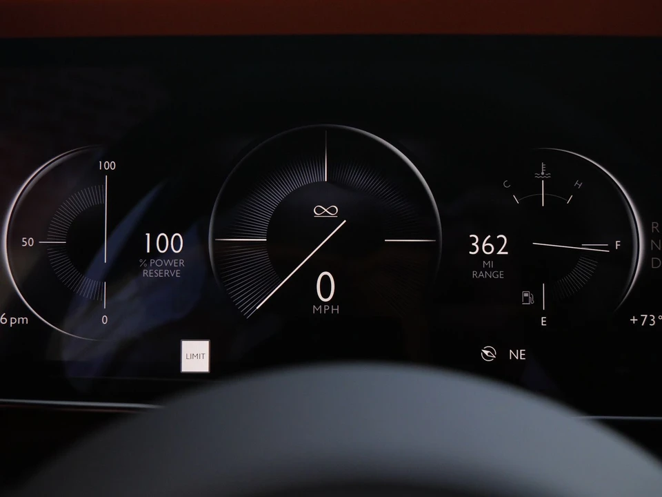 2027 Rolls-Royce Cullinan Black Badge - Image 16 of 31