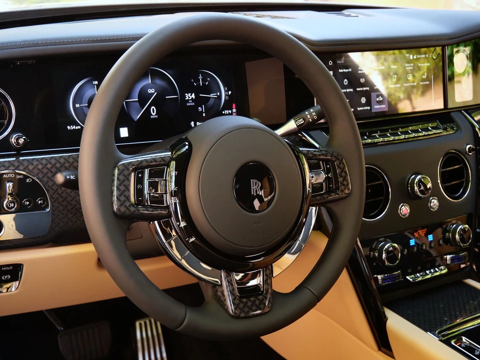 2027 Rolls-Royce Cullinan Black Badge - Image 23 of 31