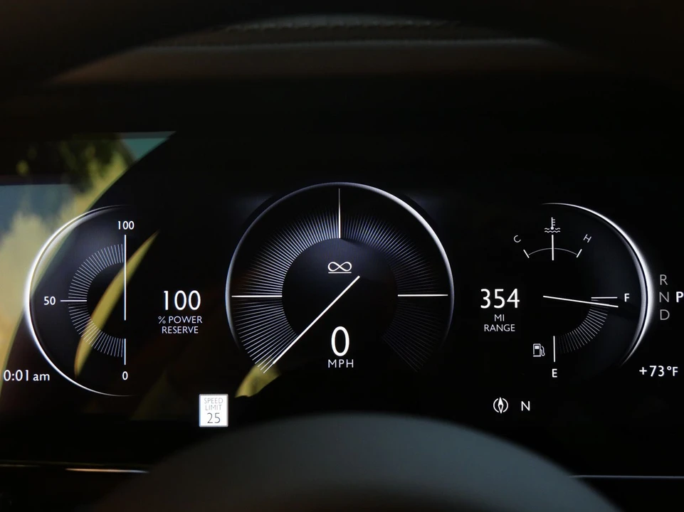 2027 Rolls-Royce Cullinan Black Badge - Image 16 of 31