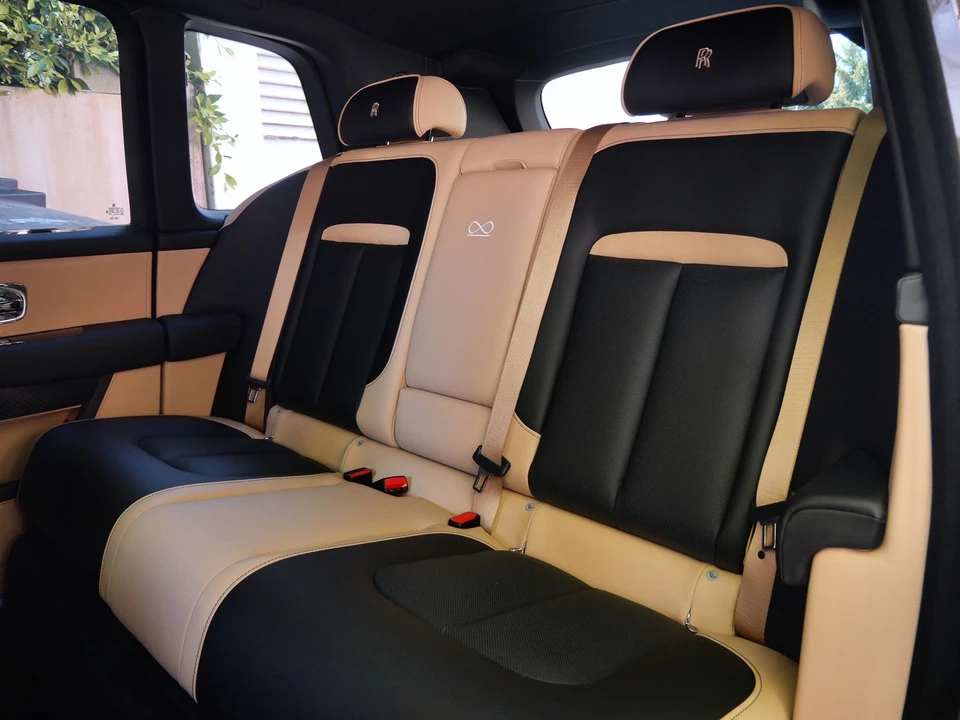 2027 Rolls-Royce Cullinan Black Badge - Image 8 of 31