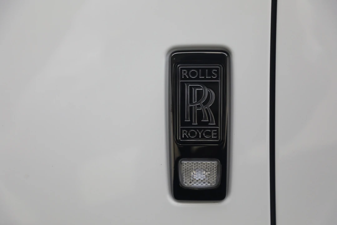 2027 Rolls-Royce Ghost Black Badge 2nd Gen - Image 12 of 31