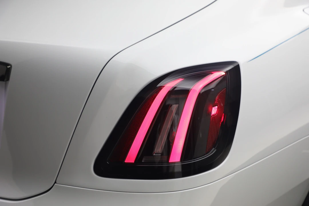2027 Rolls-Royce Ghost Black Badge 2nd Gen - Image 14 of 31
