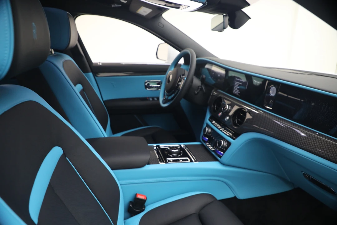 2027 Rolls-Royce Ghost Black Badge 2nd Gen - Image 21 of 31