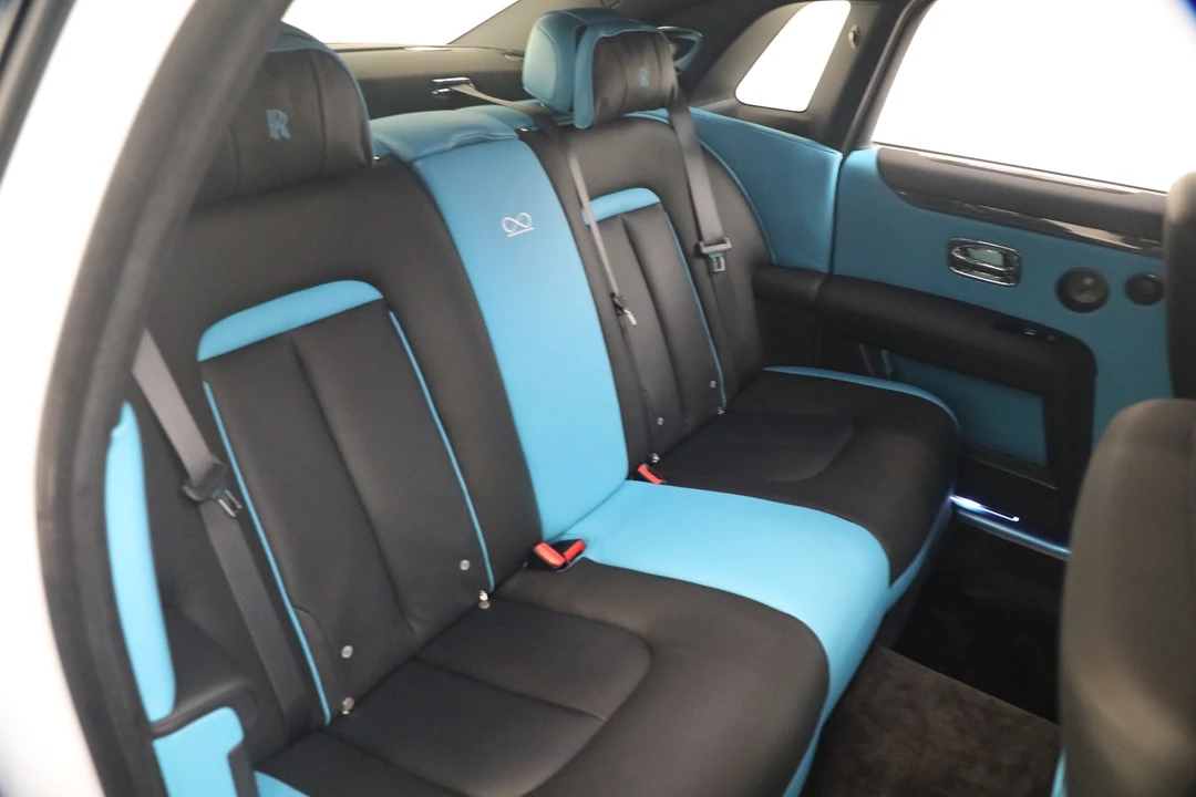 2027 Rolls-Royce Ghost Black Badge 2nd Gen - Image 23 of 31