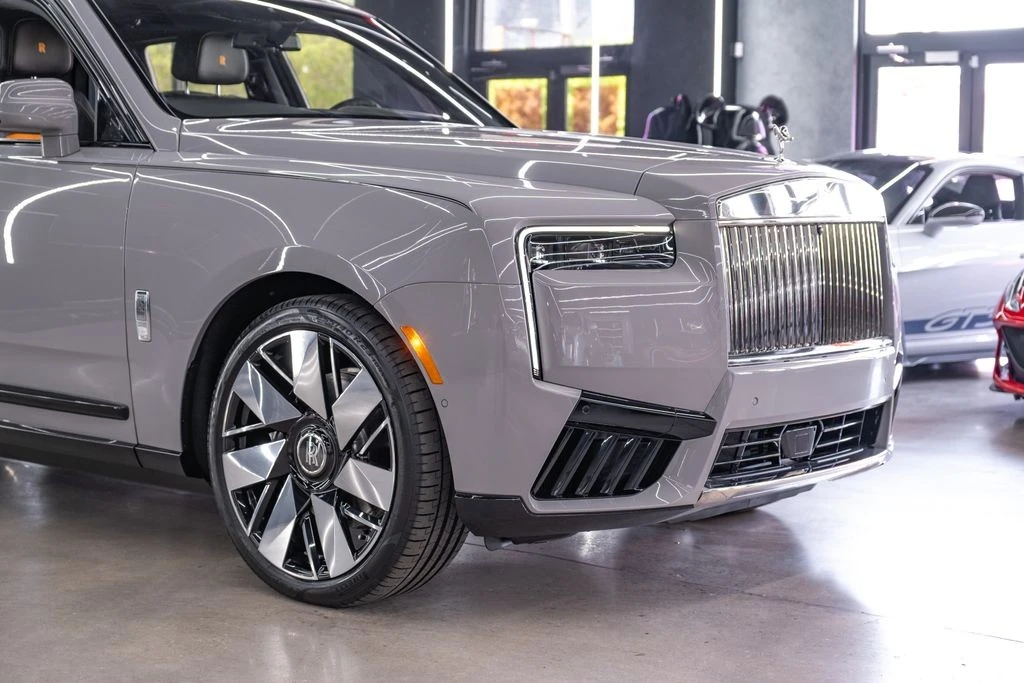 2027 Rolls-Royce Cullinan - Image 5 of 31