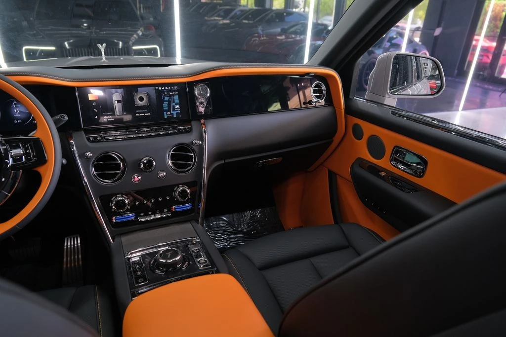 2027 Rolls-Royce Cullinan - Image 28 of 31