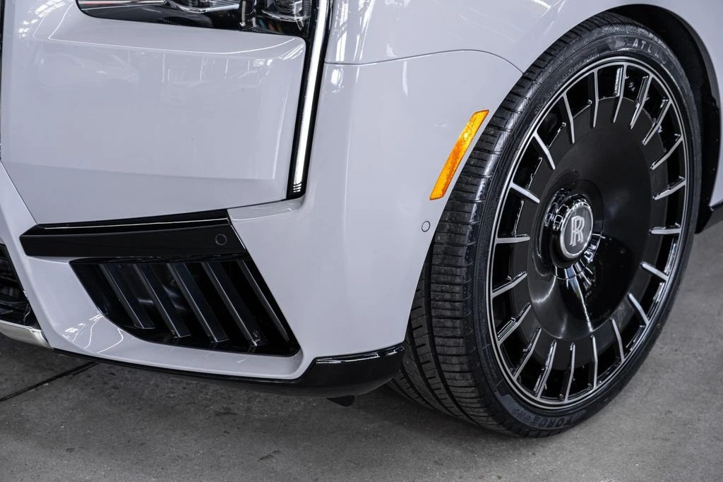 2027 Rolls-Royce Cullinan - Image 7 of 31