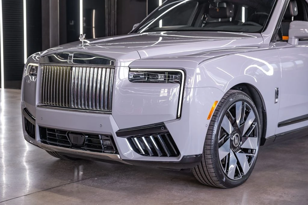 2027 Rolls-Royce Cullinan - Image 3 of 31