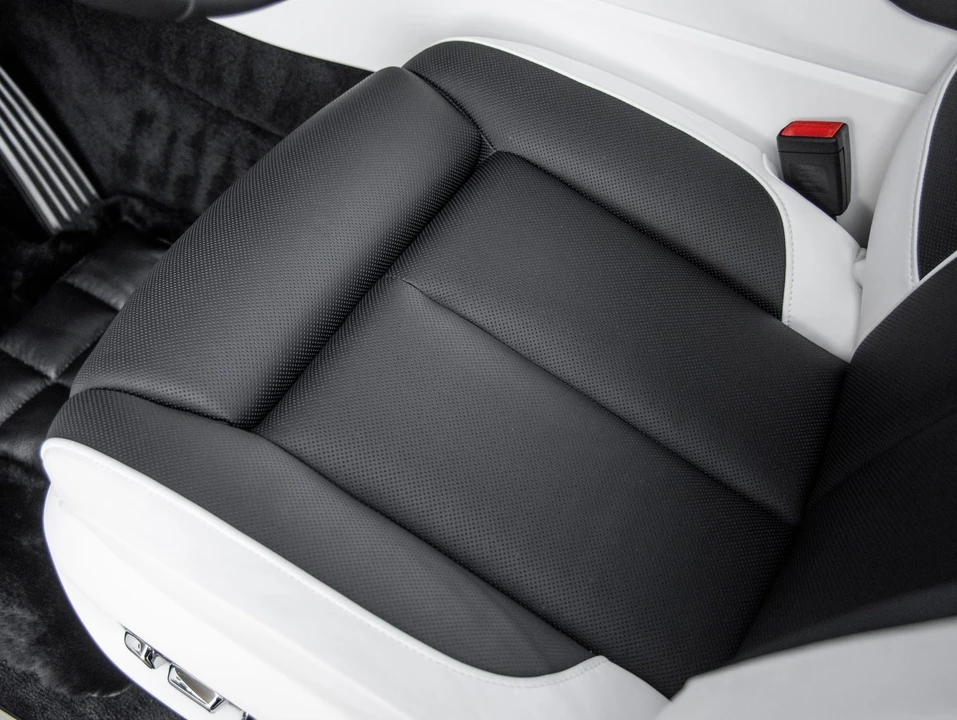 2027 Rolls-Royce Cullinan - Image 27 of 31