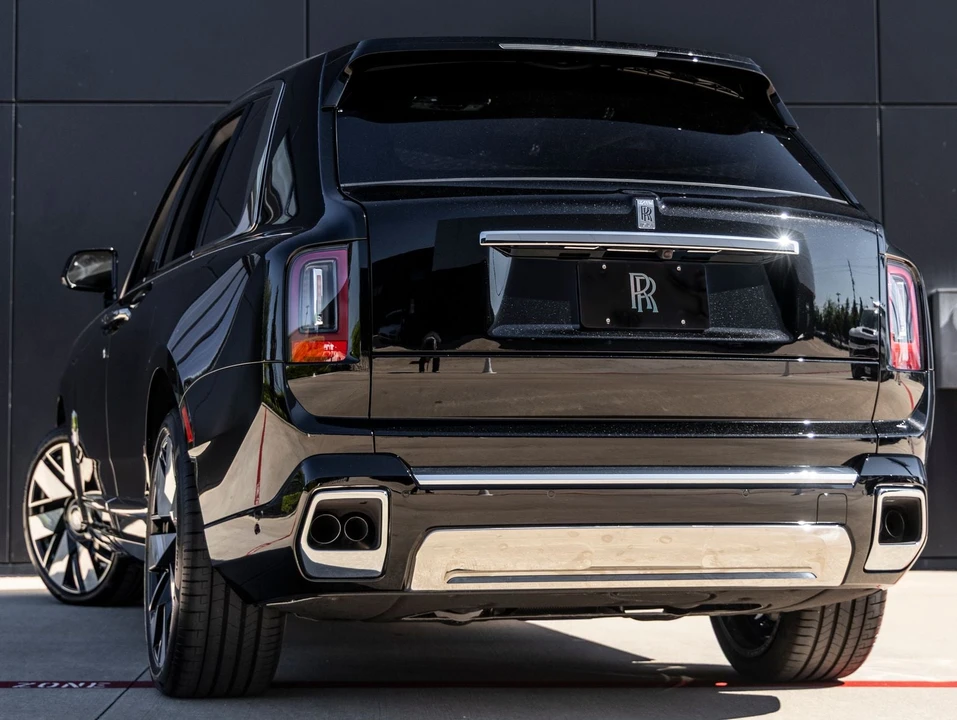 2027 Rolls-Royce Cullinan - Image 9 of 31
