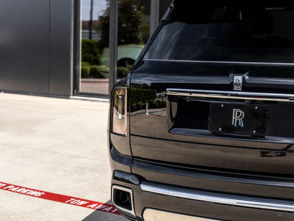 2027 Rolls-Royce Cullinan - Image 13 of 31