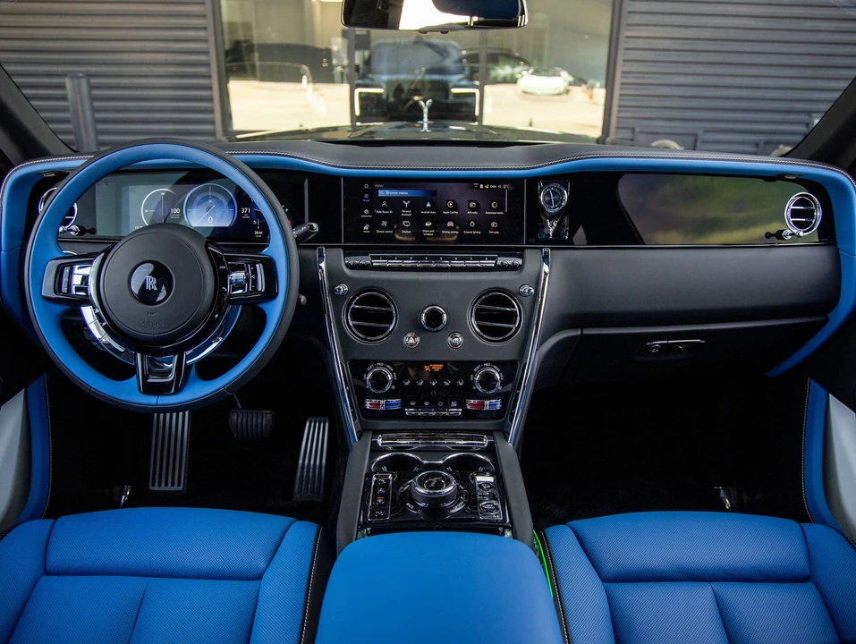 2027 Rolls-Royce Cullinan - Image 4 of 31