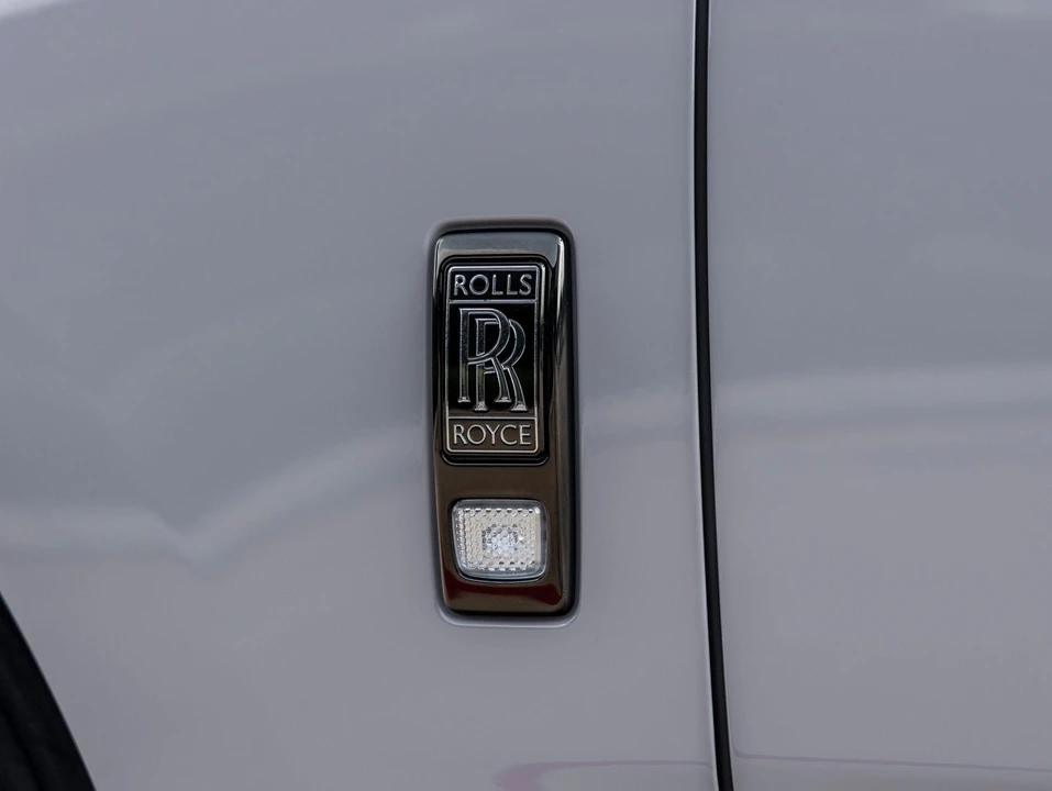 2027 Rolls-Royce Cullinan Black Badge - Image 17 of 31