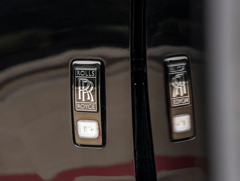 2027 Rolls-Royce Cullinan Black Badge - Image 14 of 31
