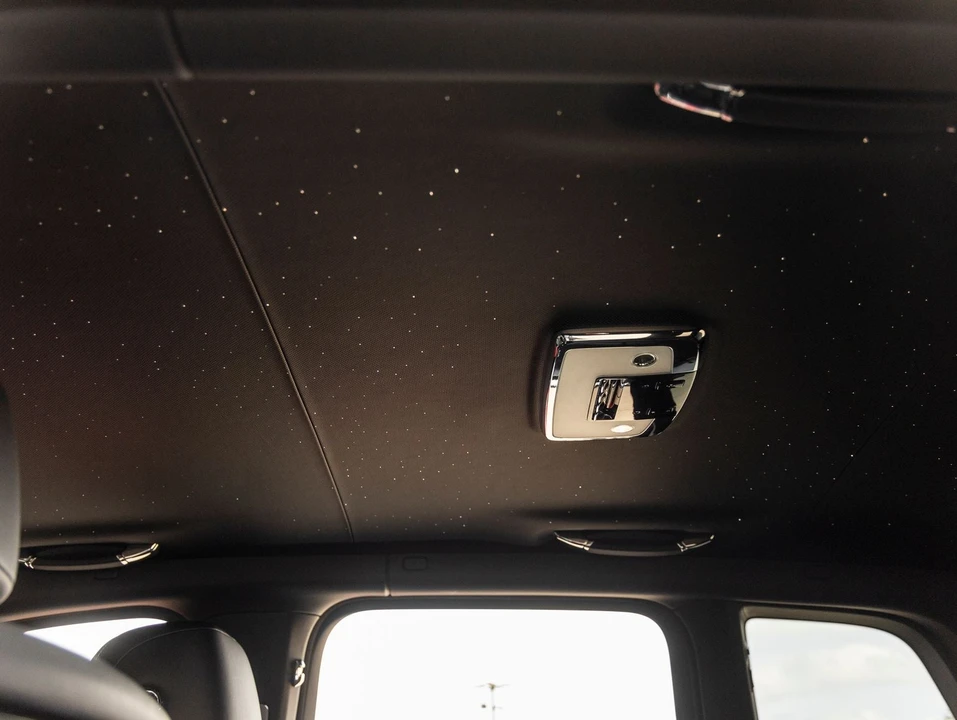 2027 Rolls-Royce Cullinan Black Badge - Image 29 of 31
