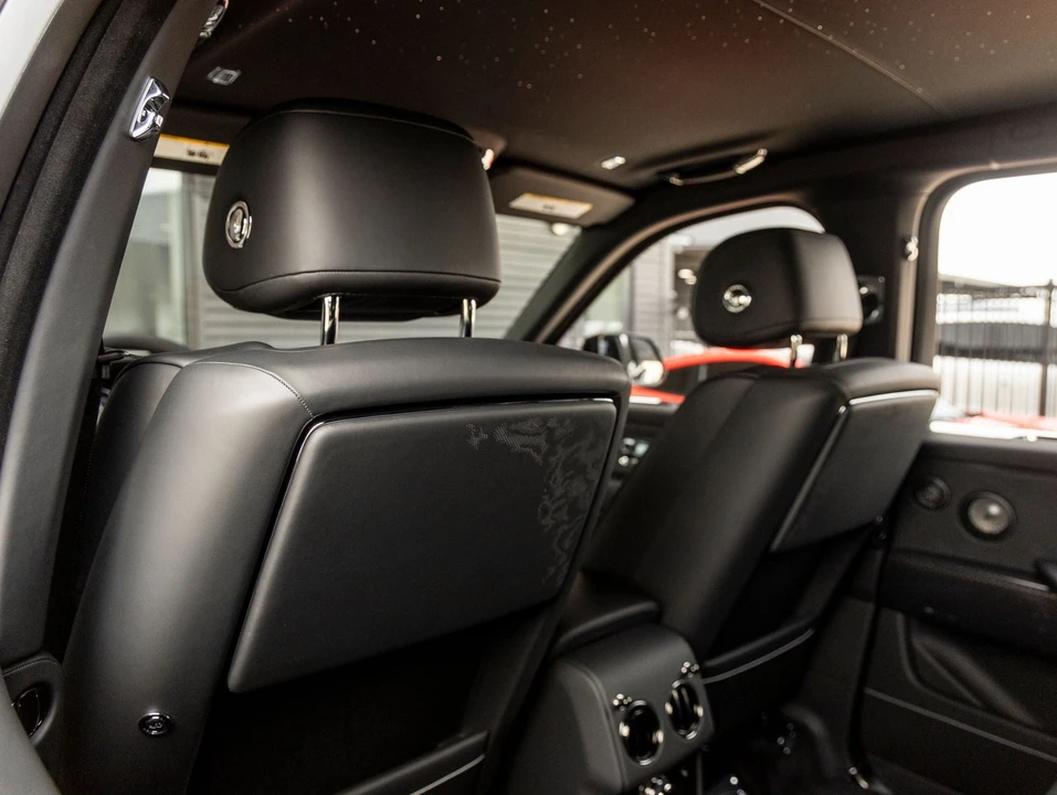 2027 Rolls-Royce Cullinan Black Badge - Image 30 of 31