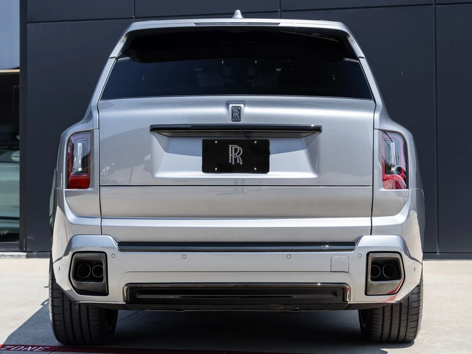 2027 Rolls-Royce Cullinan Black Badge - Image 10 of 31