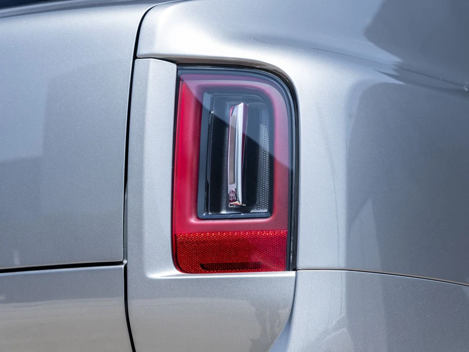 2027 Rolls-Royce Cullinan Black Badge - Image 14 of 31